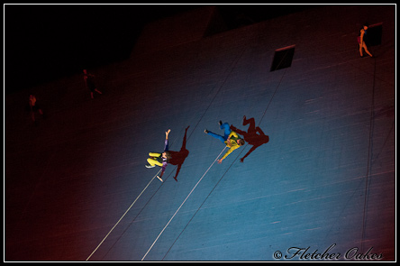 _AZC6881-mini bandaloop dancers