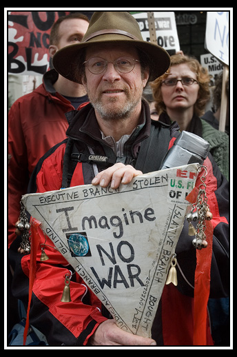 demonstrator